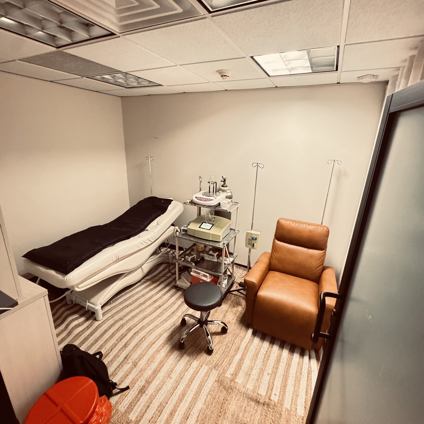 Rescu treatment room used for ozone consultations